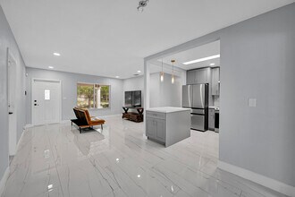 1181 SW 4th Terrace in Pompano Beach, FL - Building Photo - Building Photo