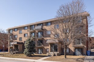 575 De La Concorde Boul O in Laval, QC - Building Photo