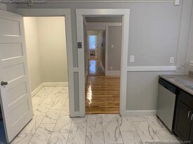 230 South St, Unit 2 in Boston, MA - Building Photo