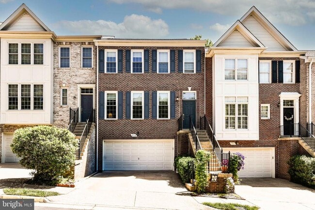 property at 2719 Pembsly Dr
