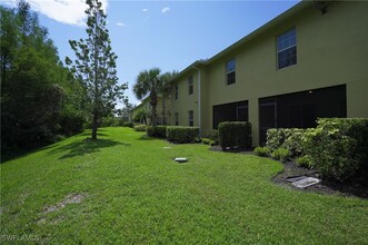 9080 Gervais Cir in Naples, FL - Building Photo - Building Photo