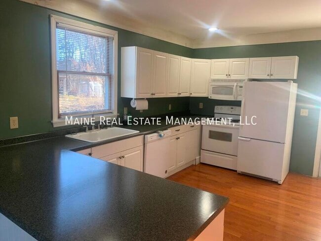 458 Ohio St in Bangor, ME - Building Photo - Building Photo
