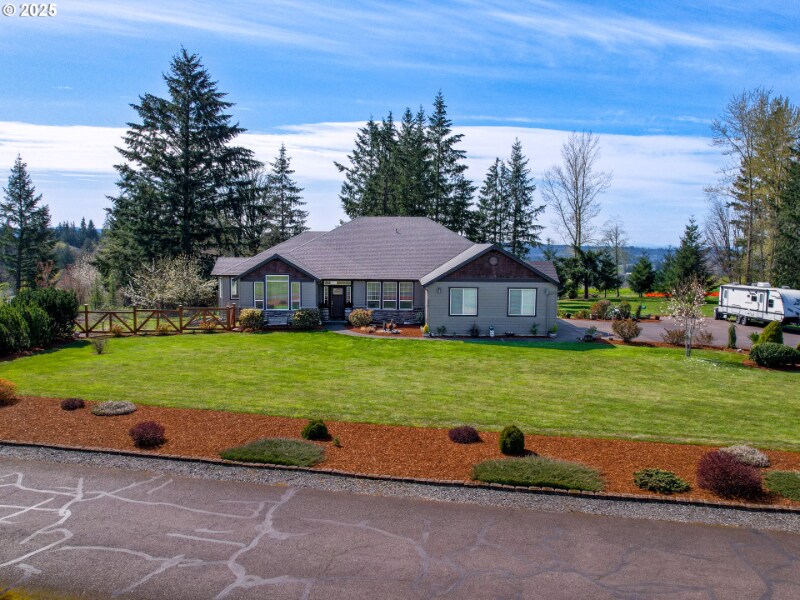 29681 SE Sunview Ln in Estacada, OR - Building Photo