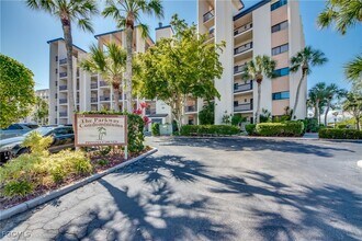 3462 Hancock Bridge Pkwy in North Fort Myers, FL - Foto de edificio - Building Photo