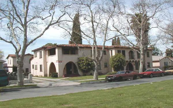 14719 S White Ave in Compton, CA - Building Photo