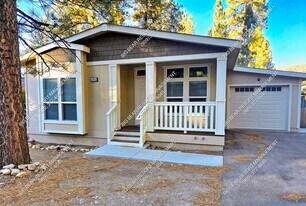 305 W Sherwood Blvd in Big Bear, CA - Building Photo