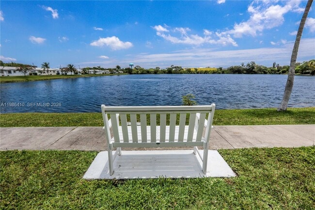 property at 2223 Park Ln