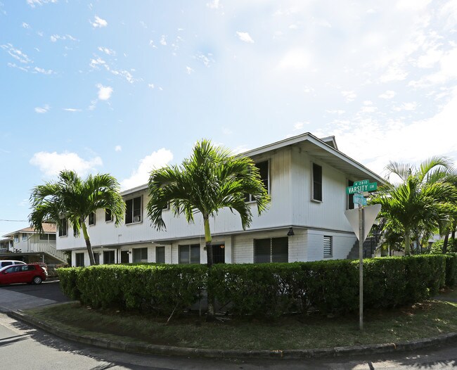 2815 Varsity Cir in Honolulu, HI - Building Photo - Building Photo