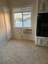 1145 E Wilson Ave, Unit 1 in Glendale, CA - Foto de edificio - Building Photo