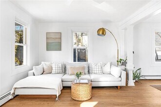 34 Read Ave in Barrington, RI - Building Photo - Building Photo