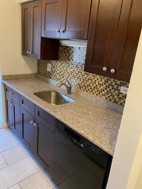 property at 3710 N Pine Grove Ave