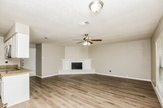7320 Lea Pl in Fort Worth, TX - Building Photo - Building Photo