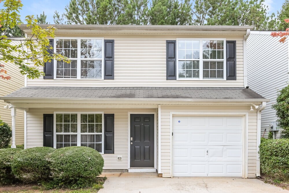 153 Lossie Ln in Mcdonough, GA - Building Photo