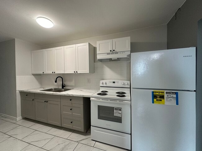 property at 4 Front St E