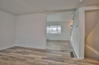 624 26th St SW in Loveland, CO - Foto de edificio - Building Photo