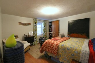 126 Pine St, Unit 2 in Cambridge, MA - Building Photo - Building Photo