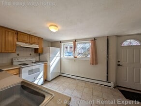 13A Suffolk St in Cambridge, MA - Building Photo - Building Photo