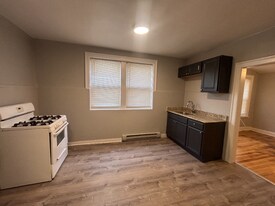 8346-8348 S Maryland Ave in Chicago, IL - Building Photo