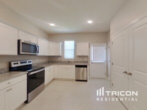 2245 Litchfield Lp in DeLand, FL - Building Photo - Building Photo