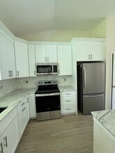 247 Debary Dr in Debary, FL - Building Photo - Building Photo