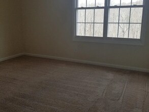 1810 Broadway St, Unit Unit 106 in Lynchburg, VA - Building Photo - Building Photo