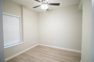 5325 Bent Tree Forest Dr in Dallas, TX - Building Photo - Building Photo
