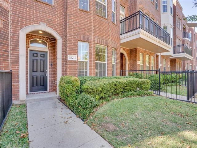 15711 Spectrum Dr in Addison, TX - Building Photo - Building Photo