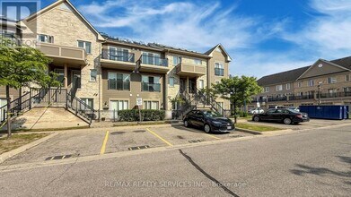 60-60 Fairwood Cir in Brampton, ON - Building Photo - Building Photo