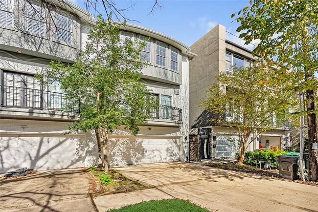 3912 Floyd St in Houston, TX - Building Photo - Building Photo
