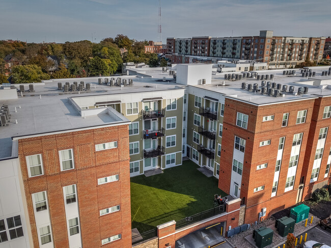 VP3 in Cincinnati, OH - Building Photo - Building Photo