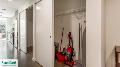 2301 E Union St, Unit B315 in Seattle, WA - Building Photo - Building Photo