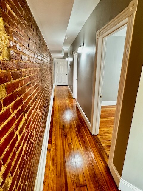 33 Adamson St, Unit 2 in Boston, MA - Building Photo - Building Photo