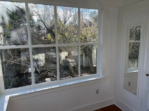 1226 Olive St, Unit 1 in Santa Barbara, CA - Foto de edificio - Building Photo