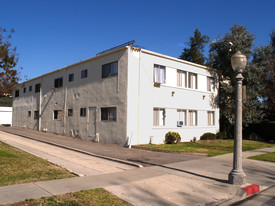 149 E Union Ave in Fullerton, CA - Building Photo