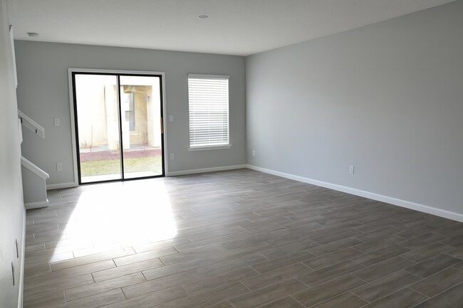 7724 Playschool Ln in Jacksonville, FL - Building Photo - Building Photo