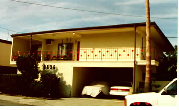 Crescent Arms Apartment in Los Angeles, CA - Foto de edificio - Building Photo