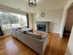 1792 Washington Ave in San Leandro, CA - Building Photo - Building Photo
