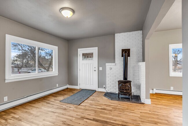 2072 Oriole Rd in Pueblo, CO - Building Photo - Building Photo