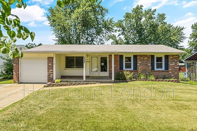 property at 2365 N Pointe Ln