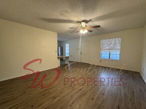 1379 W Mc Neill in Stephenville, TX - Building Photo - Building Photo