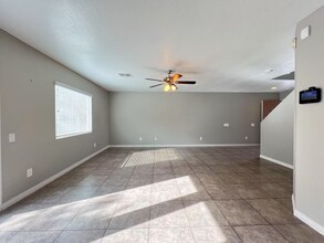 8939 W Agate Ave in Las Vegas, NV - Building Photo - Building Photo