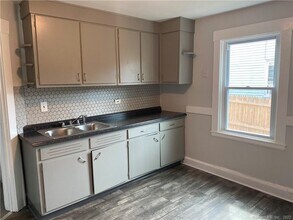 79 N Pond St in Bristol, CT - Building Photo - Building Photo