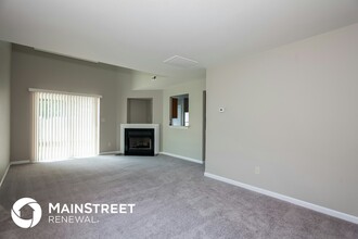8618 Sawleaf Ct in Charlotte, NC - Building Photo - Building Photo