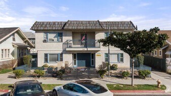 730 Magnolia Avenue in Long Beach, CA - Building Photo