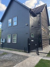 3426 Tuam St in Houston, TX - Building Photo - Building Photo
