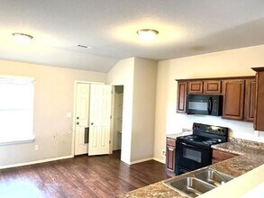 864 NW Evans Cir in Bentonville, AR - Building Photo - Building Photo