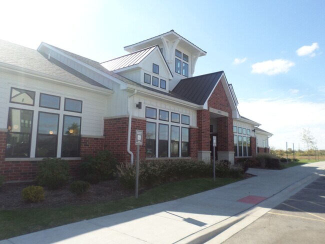 6935 70th Ct in Kenosha, WI - Building Photo - Building Photo