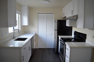 9724 6th Ave NW in Seattle, WA - Foto de edificio - Building Photo