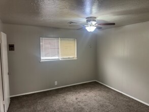208 S Duncan St in Stillwater, OK - Building Photo - Building Photo