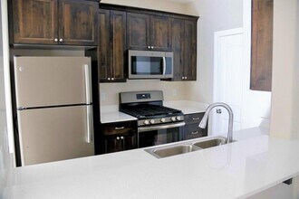 173 E Fiddlers Canyon Rd in Cedar City, UT - Building Photo - Building Photo